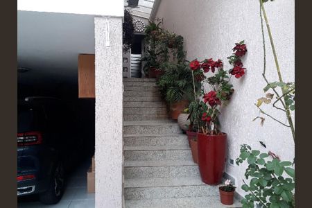 Casa à venda com 217m², 3 quartos e 3 vagas