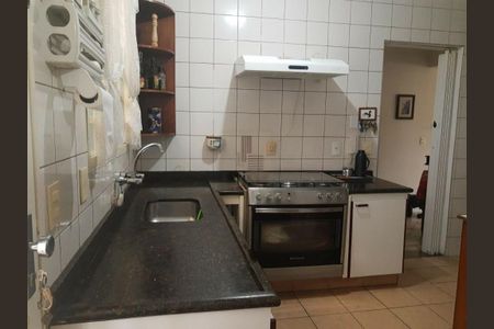 Casa à venda com 296m², 4 quartos e 4 vagas