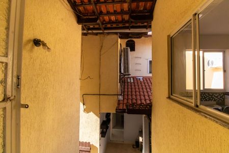 Casa à venda com 360m², 6 quartos e 4 vagas Casa à venda com 360m², 6 quartos e 4 vagasAnexo Vista da Sala
