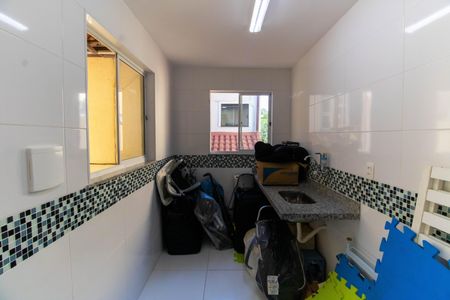 Casa à venda com 360m², 6 quartos e 4 vagas Casa à venda com 360m², 6 quartos e 4 vagasAnexo Cozinha