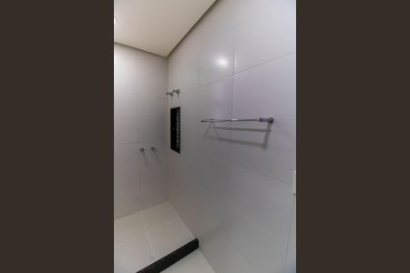 Casa à venda com 360m², 6 quartos e 4 vagas Casa à venda com 360m², 6 quartos e 4 vagasBanheiro Social 1