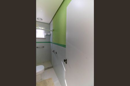 Casa à venda com 360m², 6 quartos e 4 vagas Casa à venda com 360m², 6 quartos e 4 vagasBanheiro Social 2