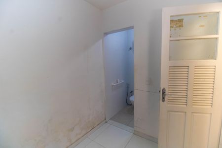 Casa à venda com 360m², 6 quartos e 4 vagas Casa à venda com 360m², 6 quartos e 4 vagasQuarto de Serviço