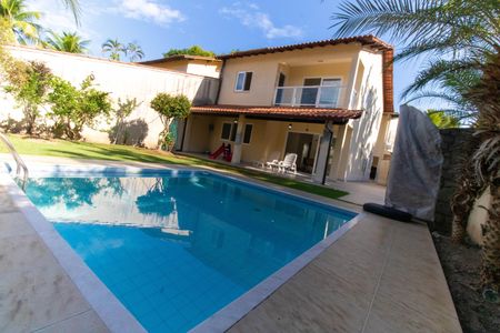 Casa à venda com 360m², 6 quartos e 4 vagas Casa à venda com 360m², 6 quartos e 4 vagasFachada