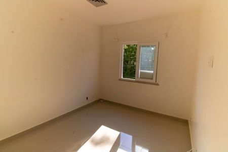 Casa à venda com 360m², 6 quartos e 4 vagas Casa à venda com 360m², 6 quartos e 4 vagasQuarto 2