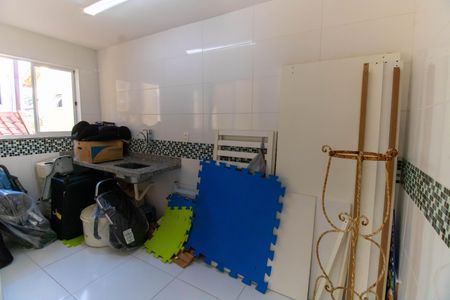 Casa à venda com 360m², 6 quartos e 4 vagas Casa à venda com 360m², 6 quartos e 4 vagasAnexo Cozinha