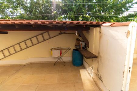 Casa à venda com 360m², 6 quartos e 4 vagas Casa à venda com 360m², 6 quartos e 4 vagasVista da Sala