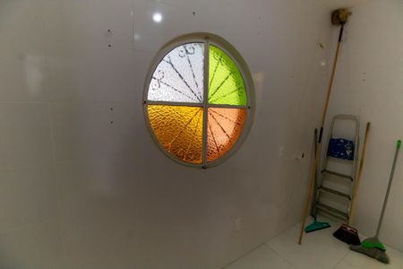 Casa à venda com 360m², 6 quartos e 4 vagas Casa à venda com 360m², 6 quartos e 4 vagasÁrea de Serviço