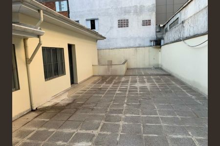 Casa à venda com 196m², 4 quartos e 6 vagas