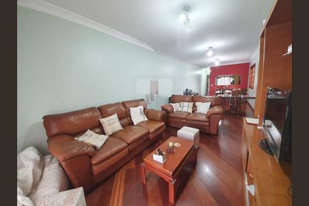 Casa à venda com 190m², 3 quartos e 3 vagas