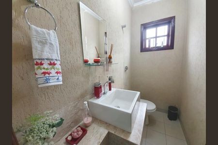 Casa à venda com 190m², 3 quartos e 3 vagas