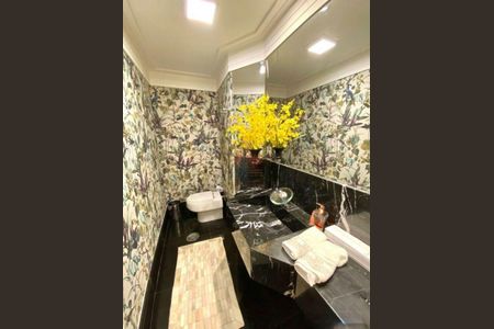 Apartamento à venda com 244m², 4 quartos e 2 vagas