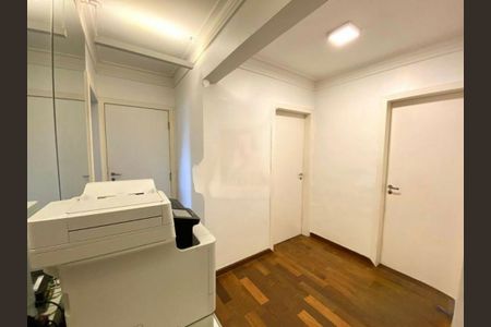 Apartamento à venda com 244m², 4 quartos e 2 vagas