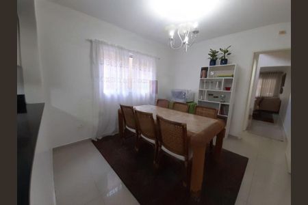 Casa à venda com 120m², 3 quartos e 2 vagas