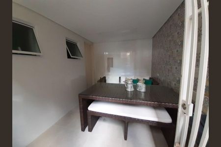 Casa à venda com 120m², 3 quartos e 2 vagas