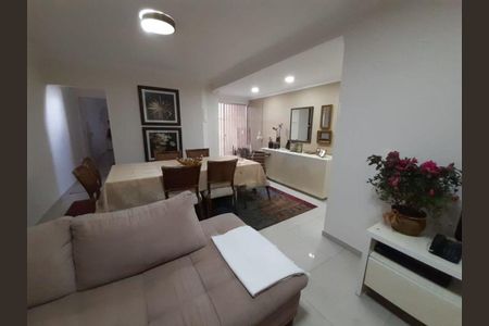Casa à venda com 120m², 3 quartos e 2 vagas