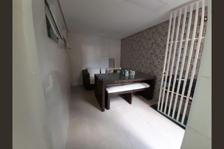 Casa à venda com 120m², 3 quartos e 2 vagas