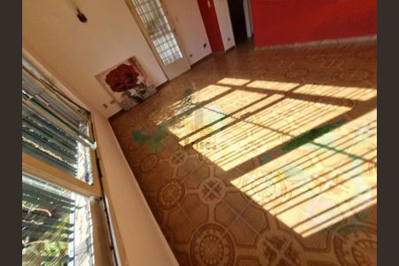 Casa à venda com 250m², 3 quartos e 3 vagas