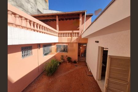 Casa à venda com 250m², 3 quartos e 3 vagas