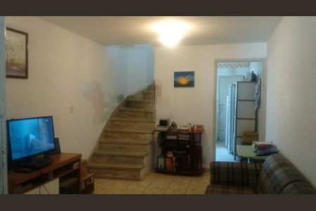 Casa à venda com 100m², 2 quartos e 2 vagas