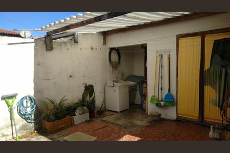 Casa à venda com 100m², 2 quartos e 2 vagas