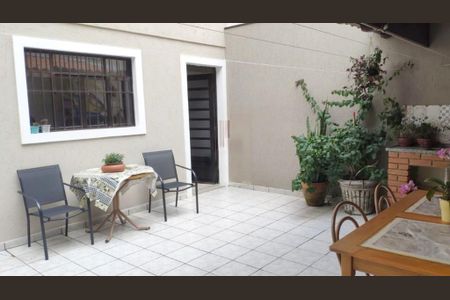 Casa à venda com 146m², 3 quartos e 4 vagas