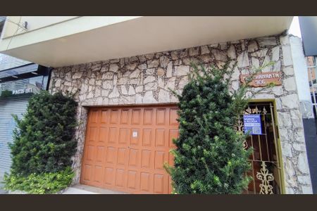 Casa à venda com 303m², 3 quartos e 1 vagaFachada