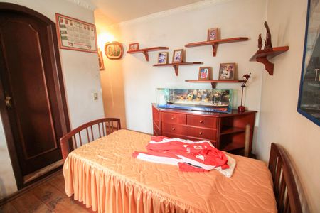 Casa à venda com 303m², 3 quartos e 1 vagaQuarto 2