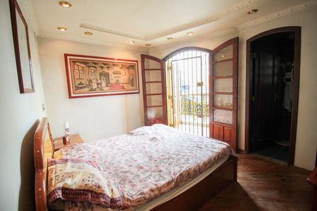 Casa à venda com 303m², 3 quartos e 1 vagaQuarto