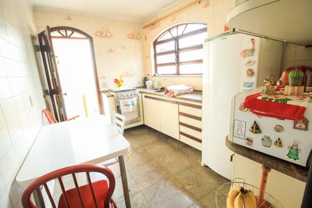 Casa à venda com 303m², 3 quartos e 1 vagaEdícula - Sala/Cozinha