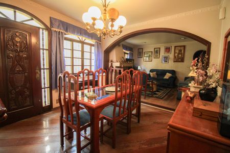 Casa à venda com 303m², 3 quartos e 1 vagaSala de Jantar