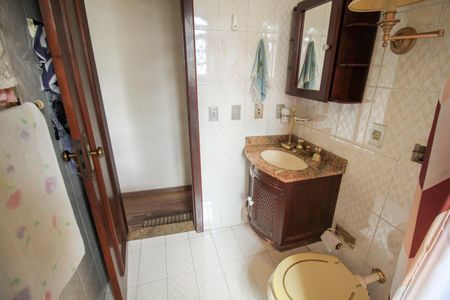 Casa à venda com 303m², 3 quartos e 1 vagaEdícula - Banheiro