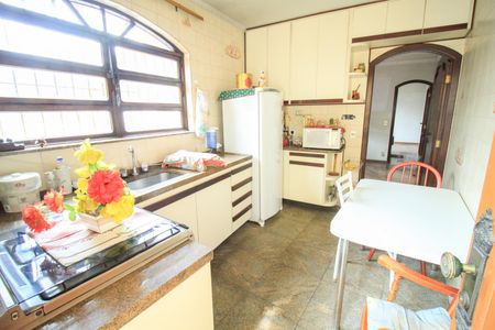 Casa à venda com 303m², 3 quartos e 1 vagaEdícula - Sala/Cozinha