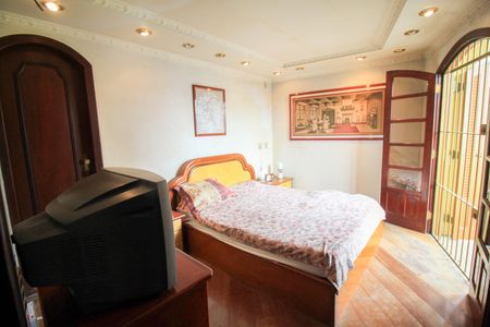 Casa à venda com 303m², 3 quartos e 1 vagaQuarto