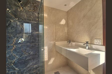 Apartamento para alugar com 130m², 3 quartos e 2 vagasBanheiro da Suíte