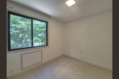 Apartamento para alugar com 130m², 3 quartos e 2 vagasQuarto 2