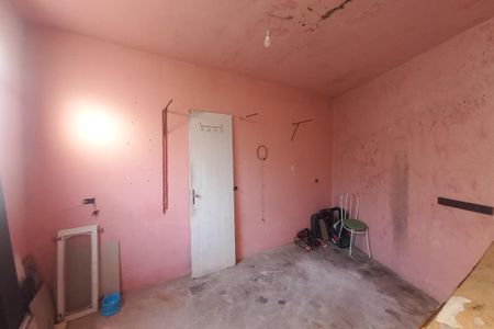 Casa à venda com 297m², 3 quartos e 8 vagasQuarto de Serviço da  Edícula