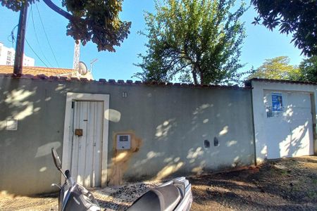 Casa à venda com 297m², 3 quartos e 8 vagasFachada do Prédio