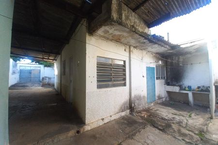 Casa à venda com 297m², 3 quartos e 8 vagasQuintal