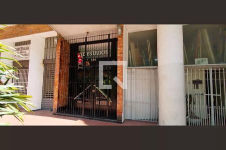 Apartamento à venda com 65m², 2 quartos e 1 vagaFachada e portaria