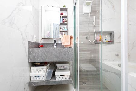 Apartamento à venda com 65m², 2 quartos e 1 vagaBanheiro Social