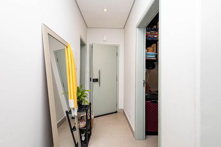 Apartamento à venda com 65m², 2 quartos e 1 vagaCorredor