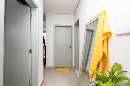 Apartamento à venda com 65m², 2 quartos e 1 vagaCorredor
