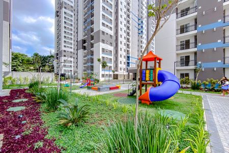 Apartamento à venda com 41m², 2 quartos e sem vagaÁrea comum - Playground