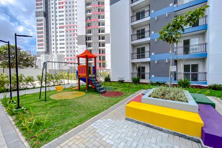 Apartamento à venda com 41m², 2 quartos e sem vagaÁrea comum - Playground