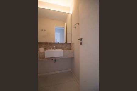 Apartamento à venda com 250m², 3 quartos e 1 vagaLavabo