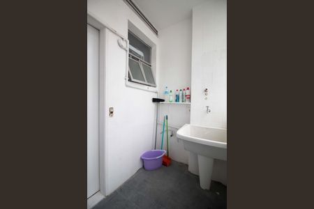 Apartamento à venda com 250m², 3 quartos e 1 vagaÁrea de serviço