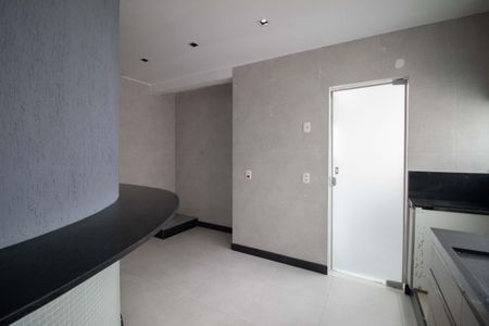 Apartamento à venda com 250m², 3 quartos e 1 vagaCozinha