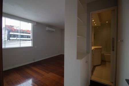 Apartamento à venda com 250m², 3 quartos e 1 vagaSuíte 2