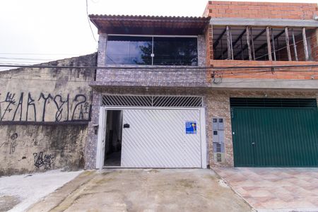 Casa para alugar com 90m², 2 quartos e 1 vaga Casa para alugar com 90m², 2 quartos e 1 vagaFachada + Placa